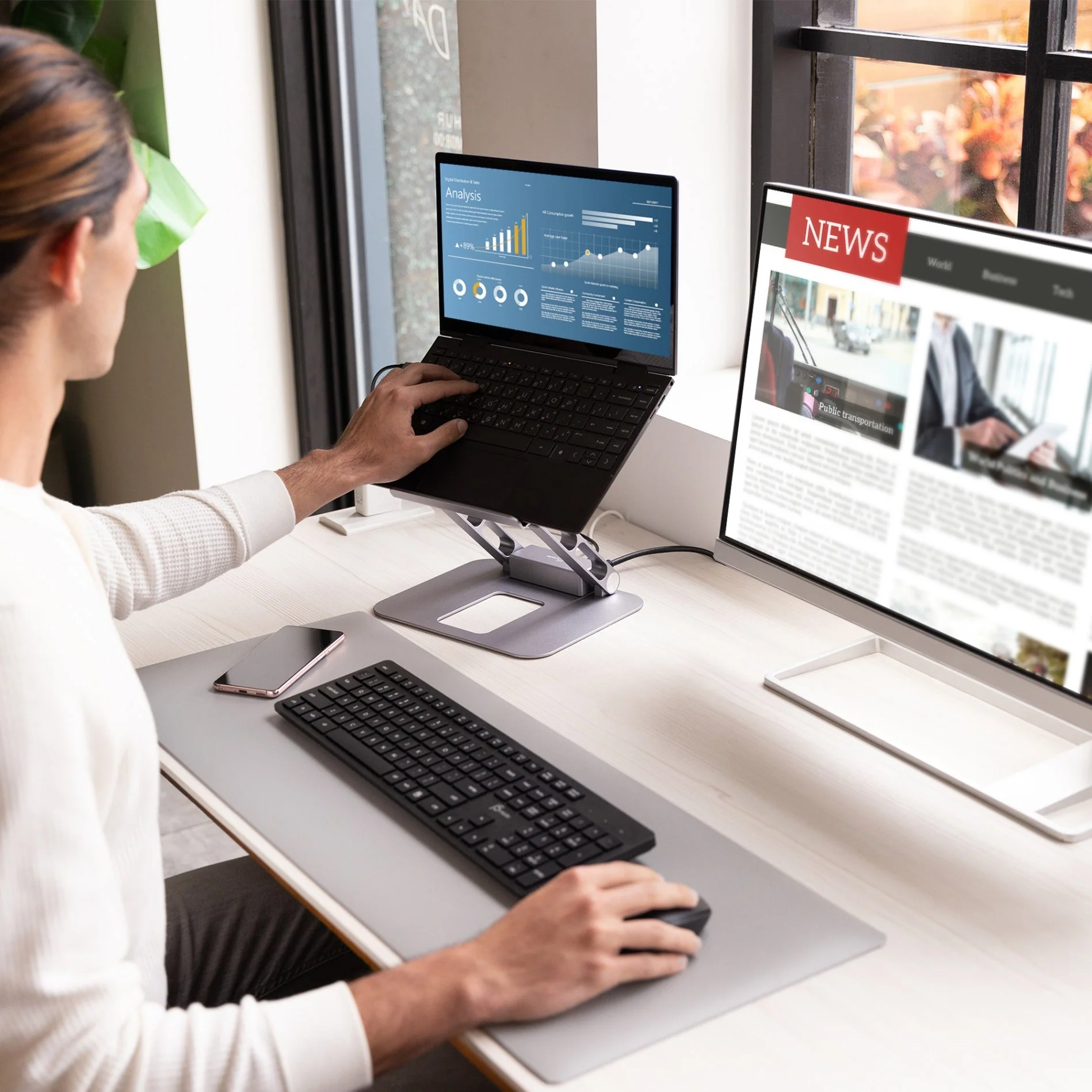 Multi-Angle 4K Docking Stand - Image 6