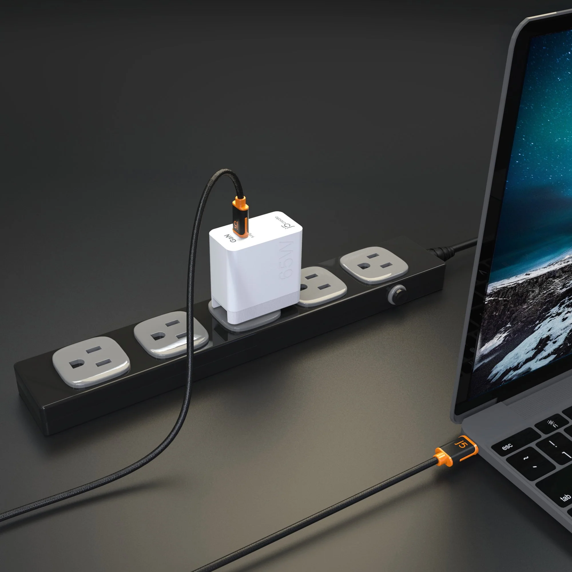 USB-C® to USB-C® Sync & Charge Cable (1.8m / 6 ft.) - Image 4